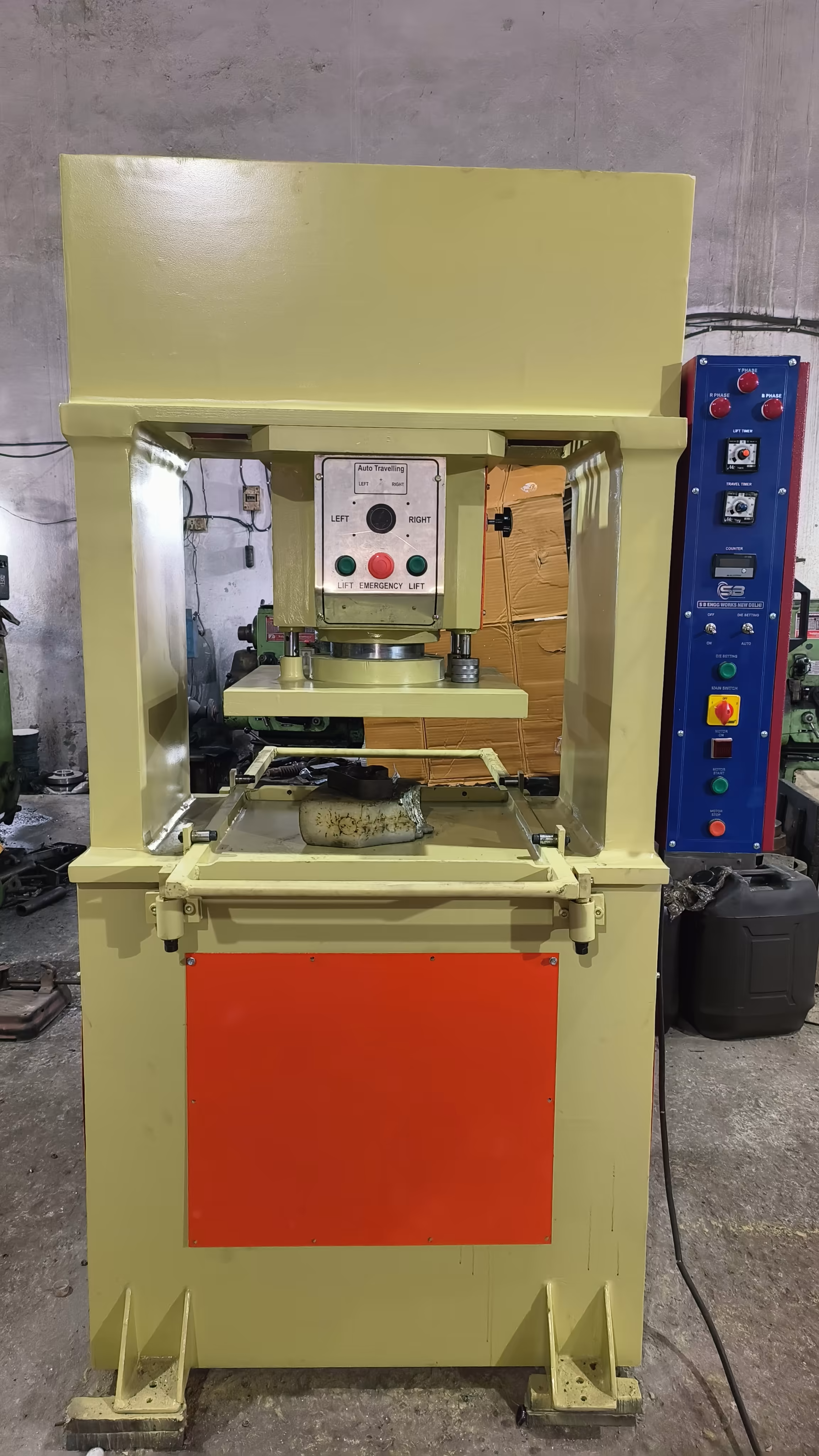 Clicker Machine Manufacturer in India